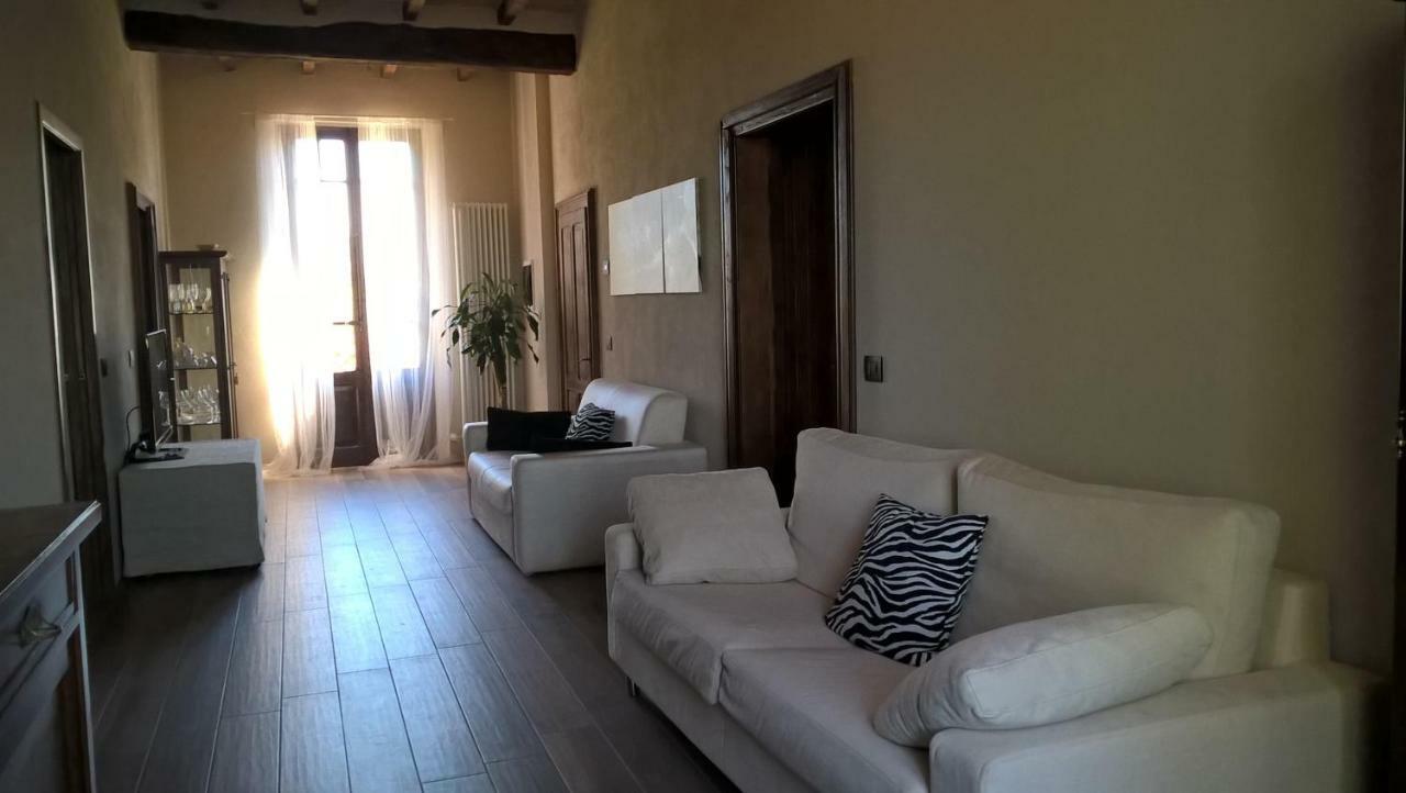 L'Albero Della Gioia Bed and Breakfast Villanova sull'Arda Exteriör bild